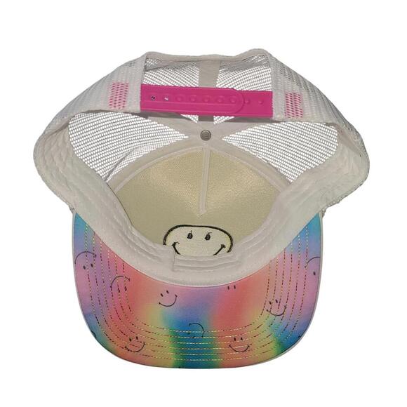 Smiley Face Snapback Hat - Fun & Stylish - Picture 7 of 7